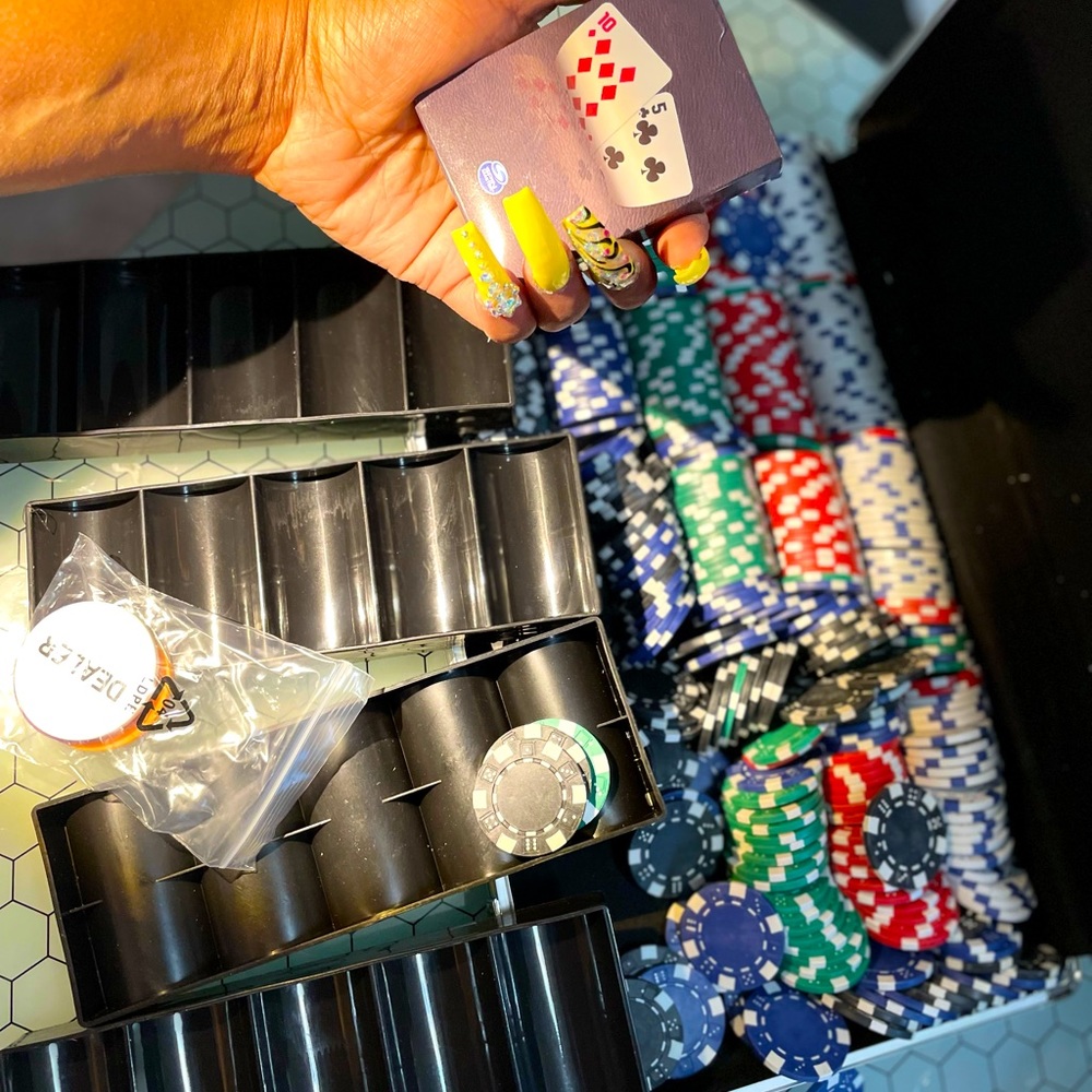 ALL IN FOR A GAME OF POKER ⁉️ BREIF CASE INCLUDED